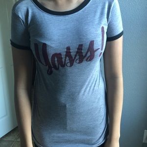 Yasss graphic shirt